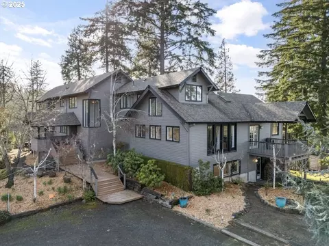 30930 Camas Swale Rd, Creswell, OR 97426