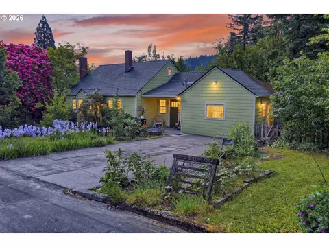 1130 NW 1st St, Gresham, OR 97030
