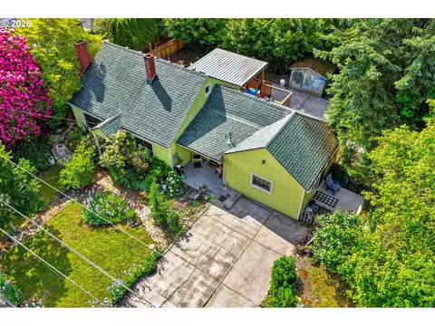 View/Area - 1130 NW 1st St, Gresham, OR 97030 photo 1 of 7