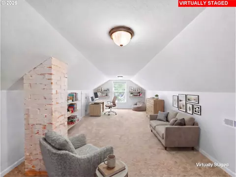 Living - 1130 NW 1st St, Gresham, OR 97030 photo 2 of 2