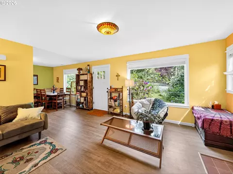 Living - 1130 NW 1st St, Gresham, OR 97030 photo 1 of 2