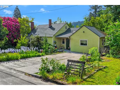 Other - 1130 NW 1st St, Gresham, OR 97030 photo 3 of 5
