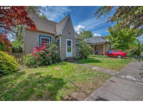 146 NE Jefferson St, Hillsboro, OR 97124
