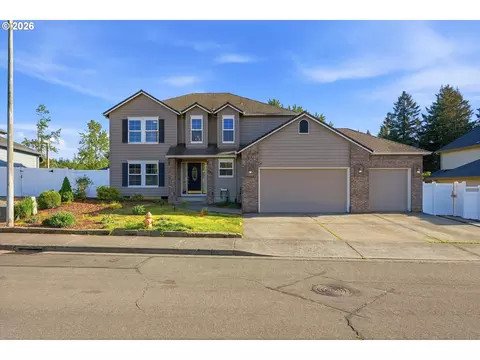 Exterior - 328 SW 38th Loop, Gresham, OR 97080 photo 2 of 8