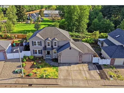 View/Area - 328 SW 38th Loop, Gresham, OR 97080 photo 2 of 4