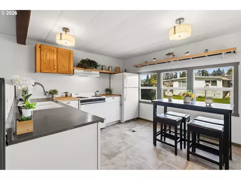 205 S 54th St #76, Springfield, OR 97478 photo 9