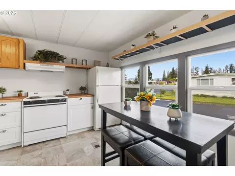 205 S 54th St #76, Springfield, OR 97478 photo 5