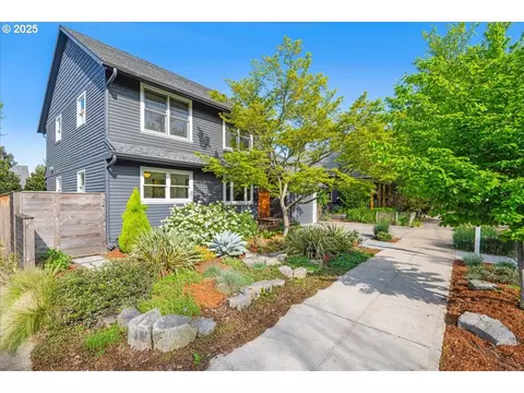 2825 SE 25th Ave, Portland, OR 97202