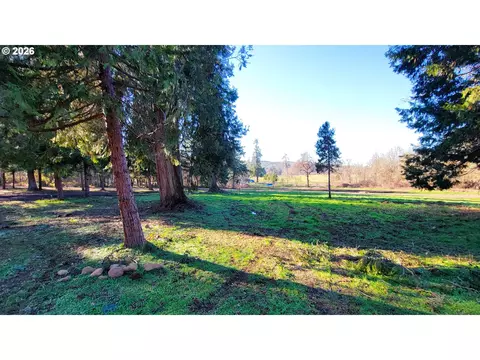 rogers ln, Dexter, OR 97431 photo 3