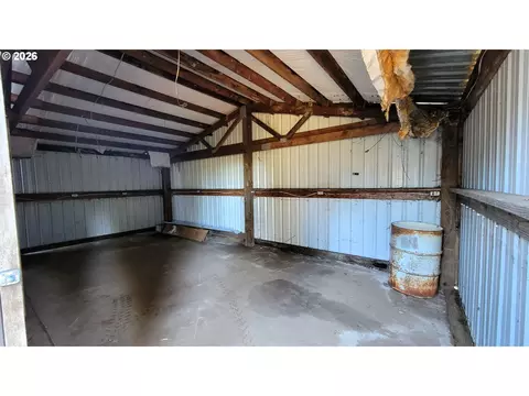 rogers ln, Dexter, OR 97431 photo 8