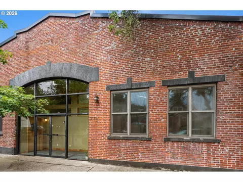 2769 NW Savier St, Portland, OR 97210