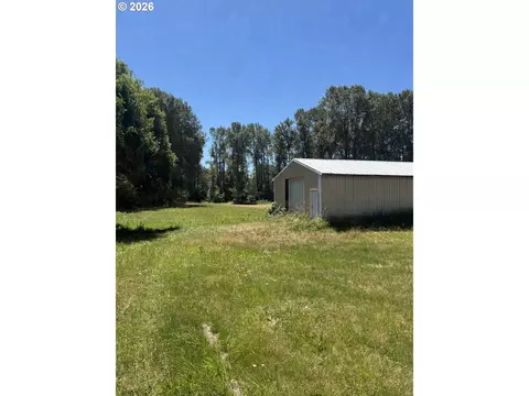 2004 Lewis River Rd, Woodland, WA 98674