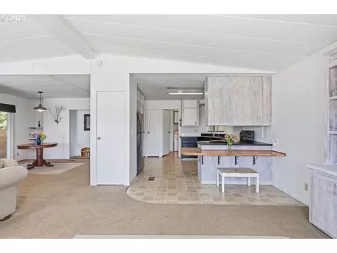 1199 N Terry St #289, Eugene, OR 97402 photo 3