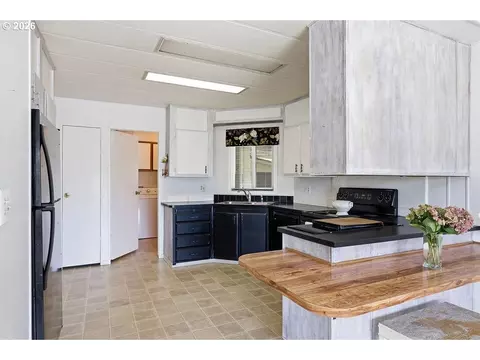 1199 N Terry St #289, Eugene, OR 97402 photo 8