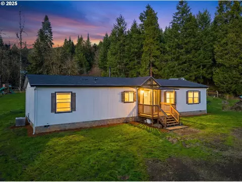 39557 Little Fall Creek Rd, Fall Creek, OR 97438