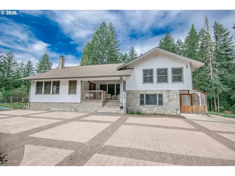 2690 Bear Creek Rd, Cottage Grove, OR 97424