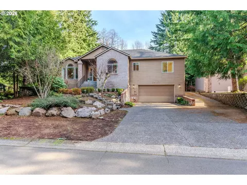 25484 E Bright Ave, Welches, OR 97067