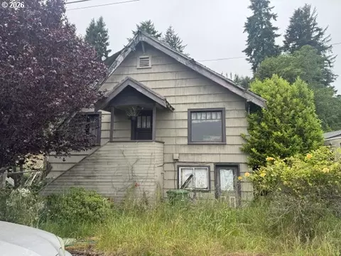 2075 N 8th St, Coos Bay, OR 97420