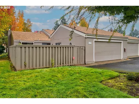6630 Huntington Cir SE, Salem, OR 97306
