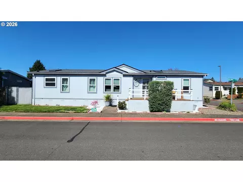 3025 Hollyridge Loop NE, Salem, OR 97305