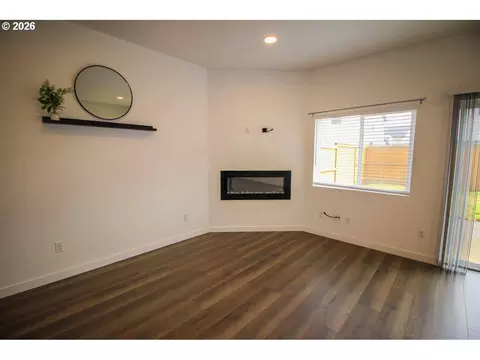 Living - 842 S 22nd Ave, Cornelius, OR 97113 photo 2 of 3