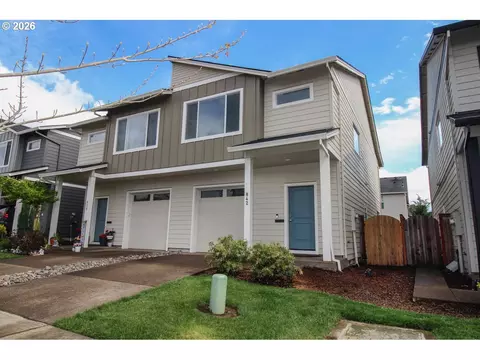 Exterior - 842 S 22nd Ave, Cornelius, OR 97113 photo 5 of 5