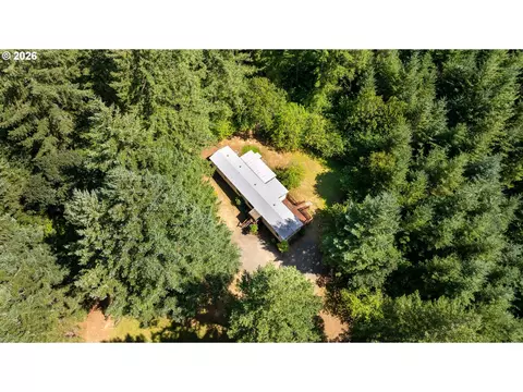 90159 Baker Rd, Elmira, OR 97437
