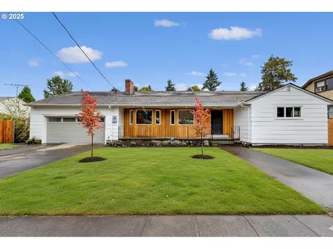 8418 N Portsmouth Ave, Portland, OR 97203