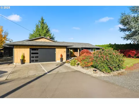 513 Alder St, Mount Angel, OR 97362