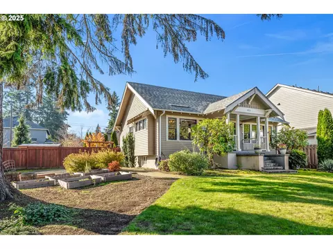 9670 SW Frewing St, Tigard, OR 97223