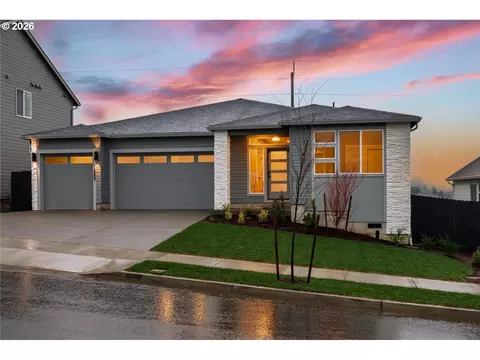 15985 Barlow Trail Ln, Oregon City, OR 97045