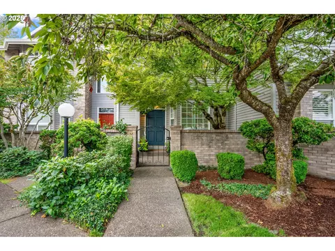 8200 SW Maxine Ln #59, Wilsonville, OR 97070