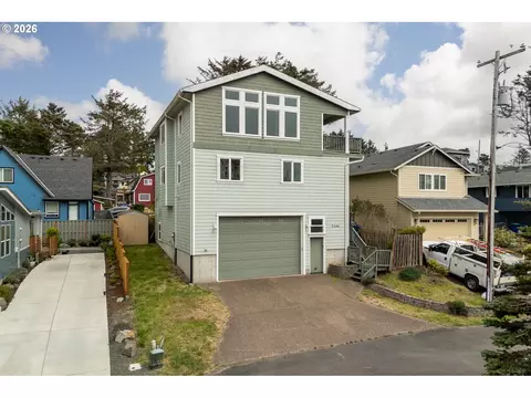 3246 NW Mast Ave, Lincoln City, OR 97367