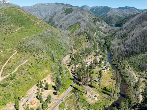 Blue River Rd, Eugene, OR 97401 photo 21