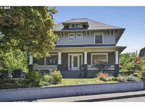 1036 SE Sellwood Blvd, Portland, OR 97202