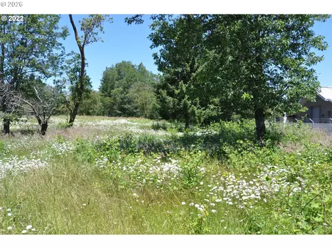 Undisclosed, Veneta, OR 97487