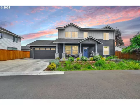 1723 Dotie Dr, Springfield, OR 97477