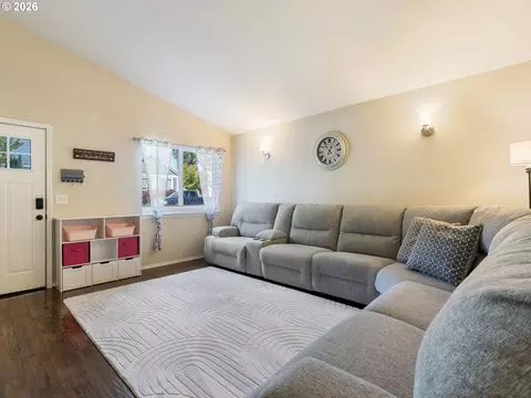 Living - 39006 Haskins St, Sandy, OR 97055 photo 2 of 2