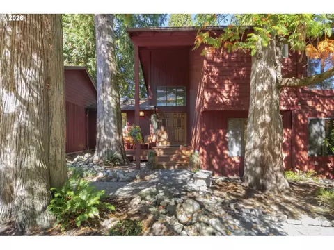 875 SE 25th St, Gresham, OR 97080