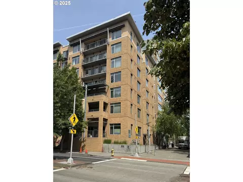 701 Columbia St #304, Vancouver, WA 98660