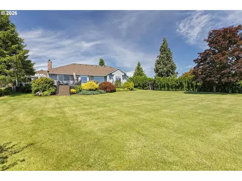 Exterior - 26993 S Kinzy Rd, Estacada, OR 97023 photo 8 of 10