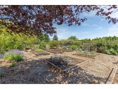 Exterior - 26993 S Kinzy Rd, Estacada, OR 97023 photo 10 of 10