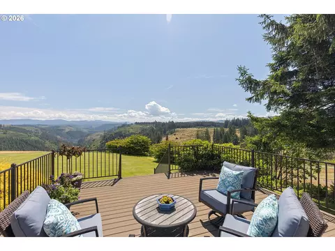 Exterior - 26993 S Kinzy Rd, Estacada, OR 97023 photo 4 of 10