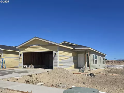 1447 53rd St, Florence, OR 97439