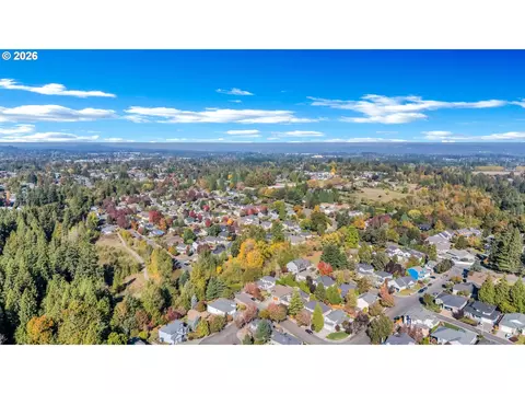 View/Area - 1558 SE Jasmine Way, Gresham, OR 97080 photo 2 of 4