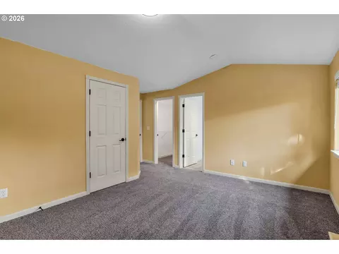 Bedroom - 1558 SE Jasmine Way, Gresham, OR 97080 photo 7 of 7