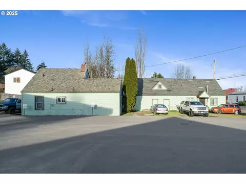 764 NE Main St, Willamina, OR 97396