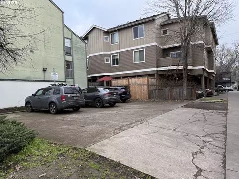 Exterior - 1711 Patterson St, Eugene, OR 97401 photo 3 of 6