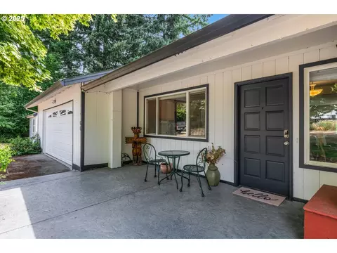 17100 S Forsythe Rd, Oregon City, OR 97045