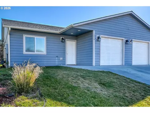 1270 SW 12th St, Pendleton, OR 97801